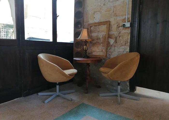 Larnaca Hostels