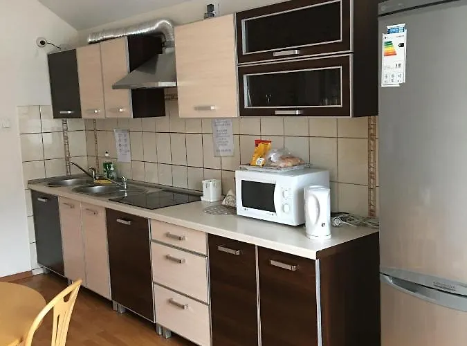 Walbrzych Hostels