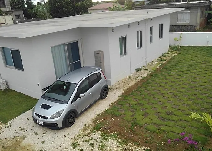 Miyakojima (Okinawa) Hostels