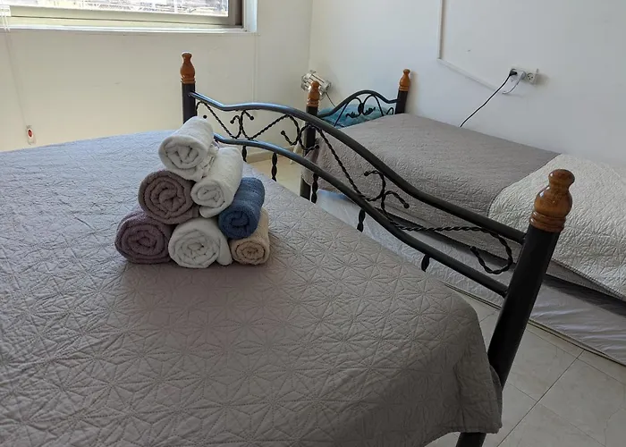 Arad Hostels