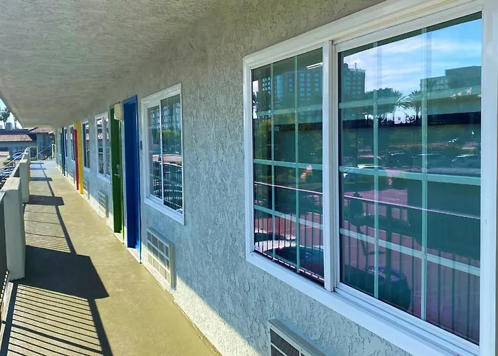 Anaheim Hostels