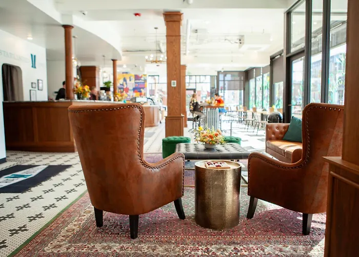 Boulder Hostels