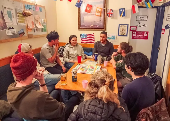 Pescadero Hostels