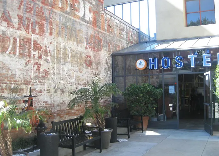 Pasadena Hostels