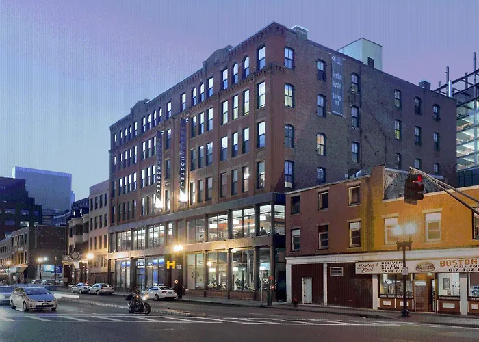 Boston Hostels
