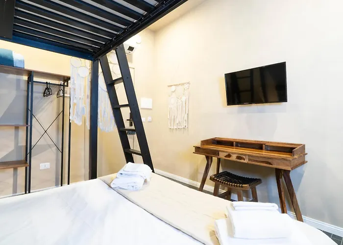 Amalfi Hostels