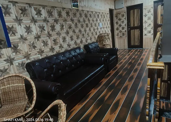 Pahalgam Hostels