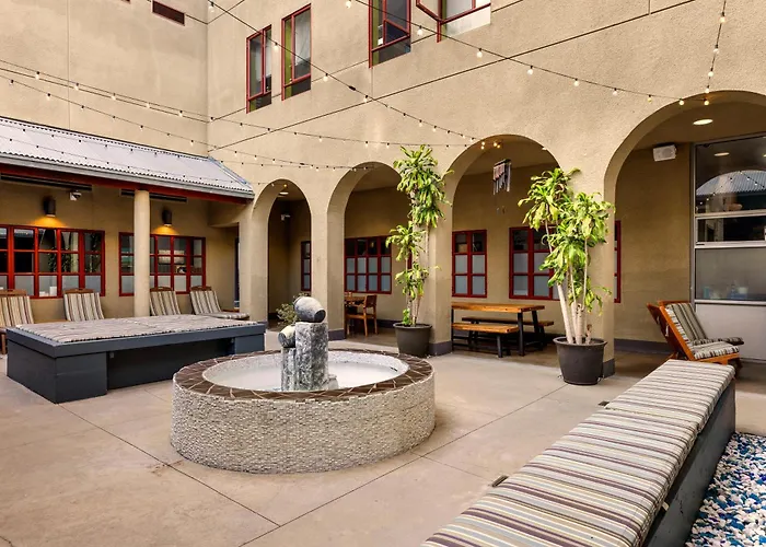 Beverly Hills Hostels