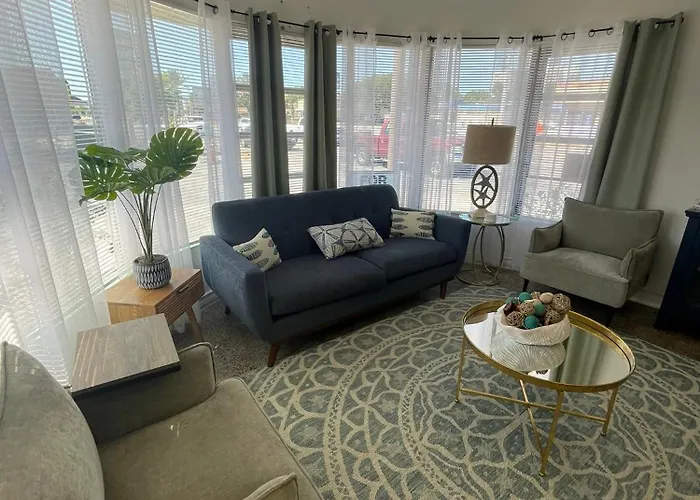 Daytona Beach Hostels