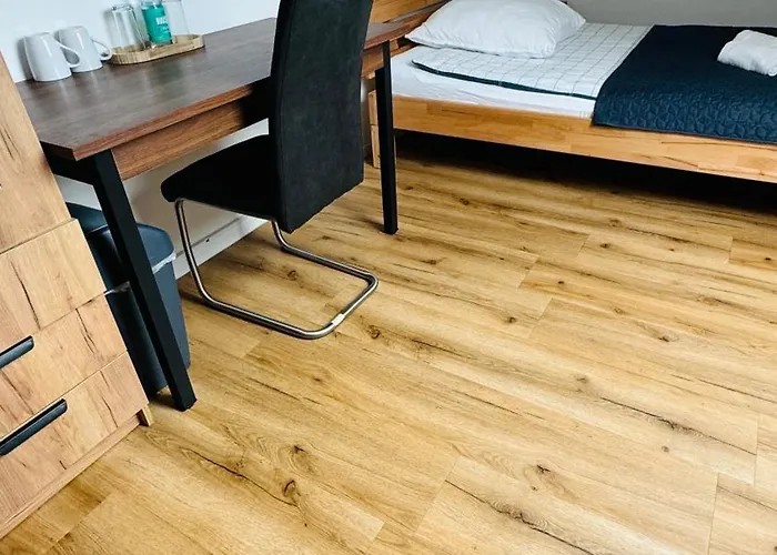 Pinneberg Hostels