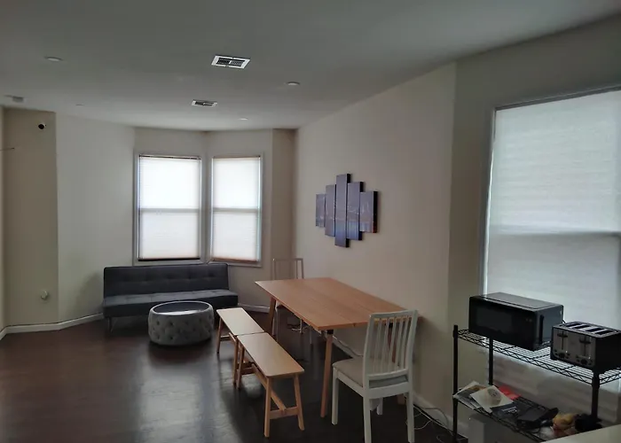 Jersey City Hostels