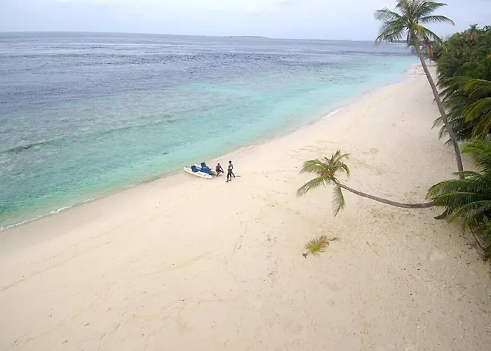 MALDIVES Hostels