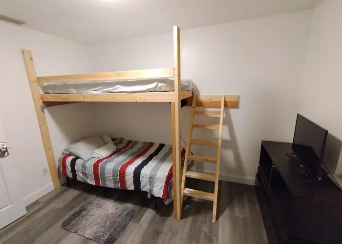 Sarasota Hostels