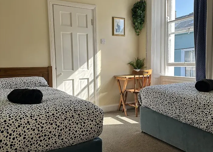 Dingle Hostels