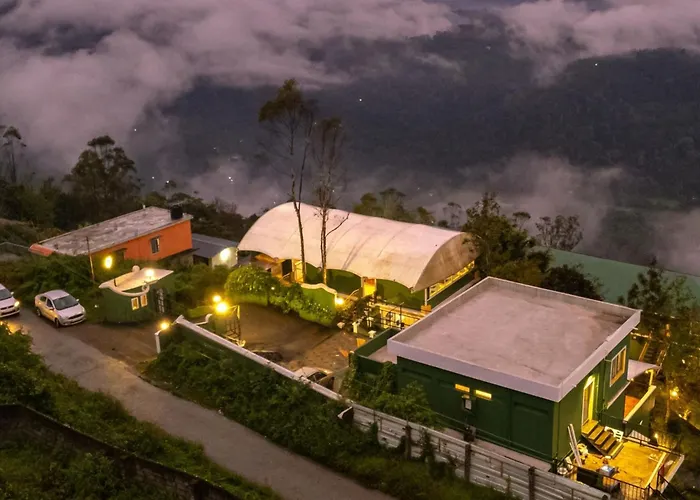 Munnar Hostels