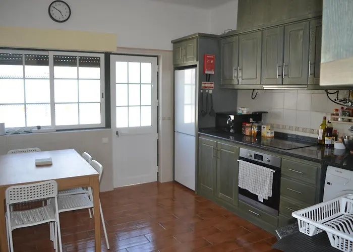 Vila Nova de Milfontes Hostels