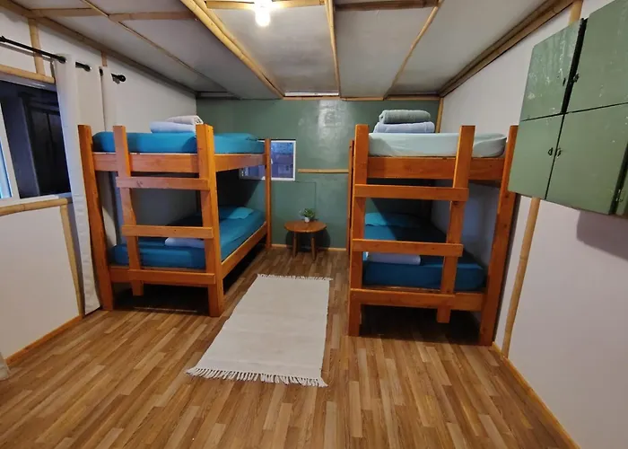 Pahoa Hostels