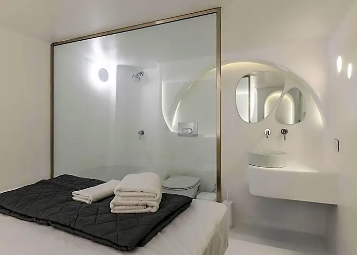 Paraga (Mykonos) Hostels
