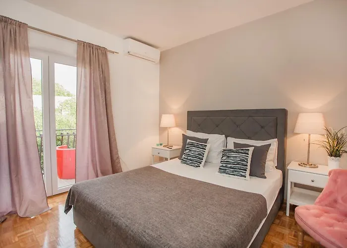 Sibenik Hostels