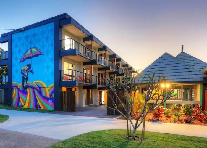 Rainbow Beach Hostels